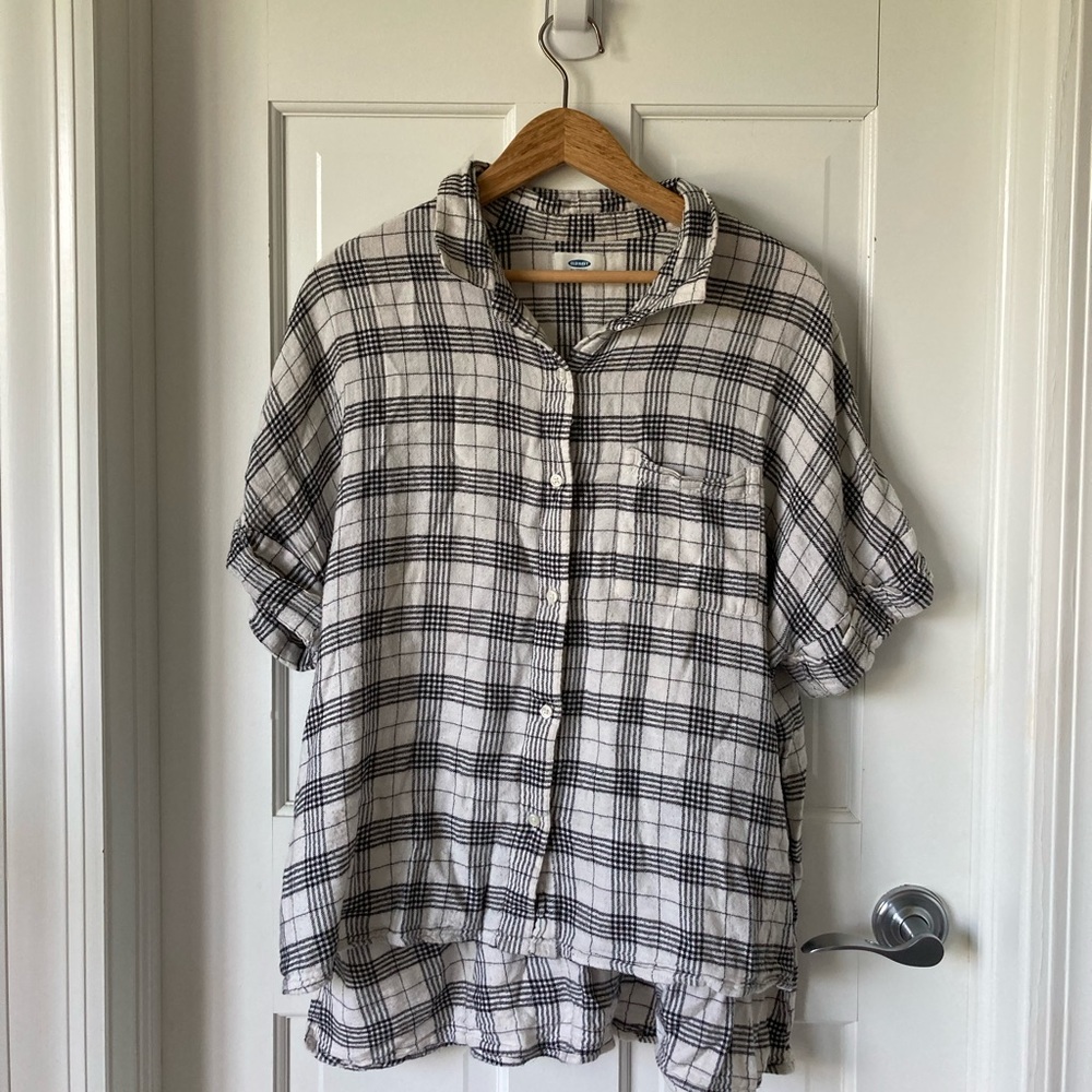 plaid short sleeve button up tshirt